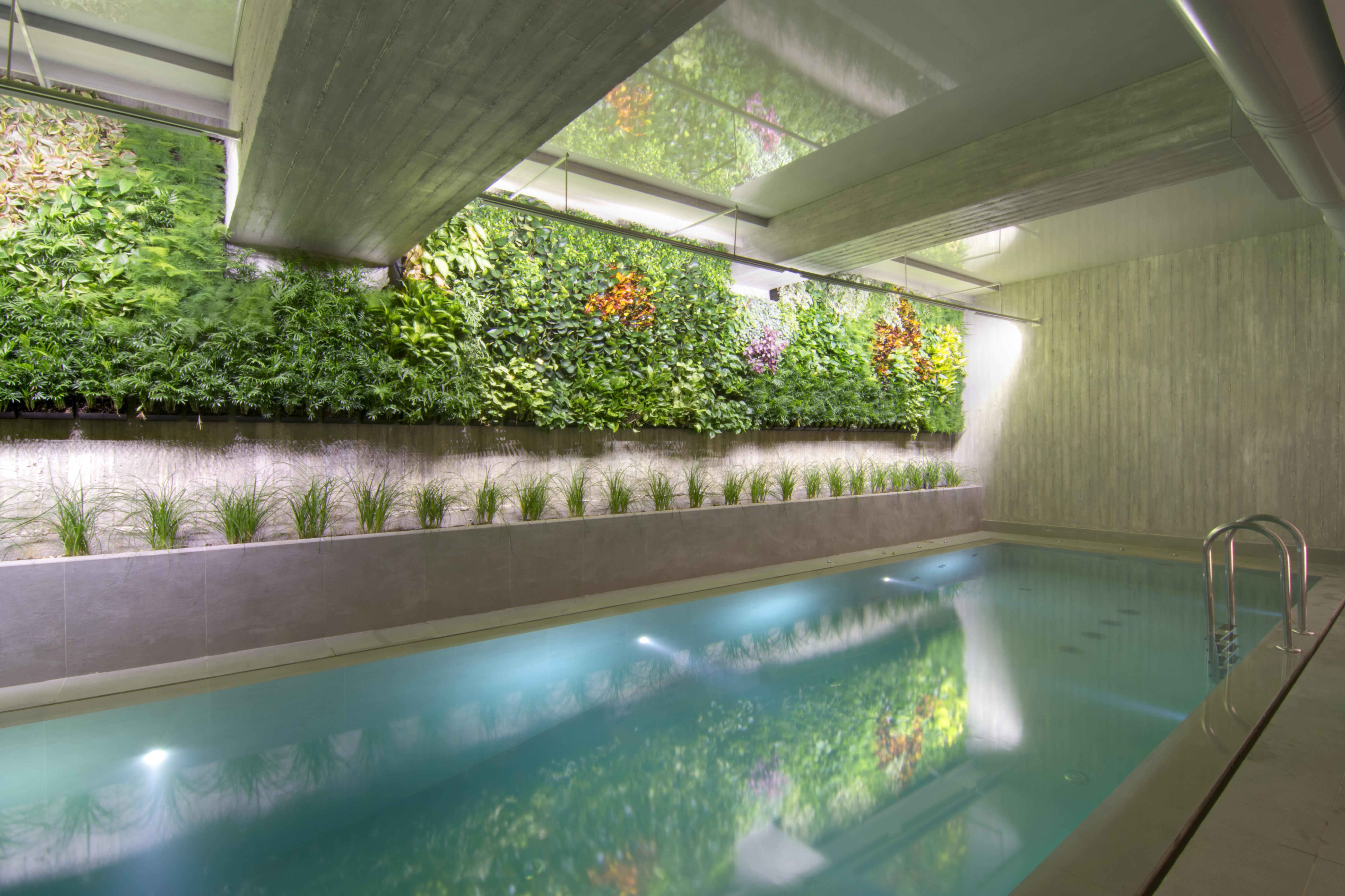 فندق Coco-Mat Athens Jumelle المظهر الخارجي الصورة A green wall in a swimming pool